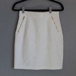 White lace H&M skirt